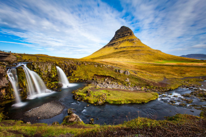 Kirkjufell - das typische Katalogfoto aus Island