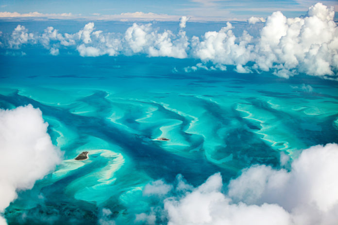 Flugaufnahme Bahamas Die türkisen Bahamas von oben