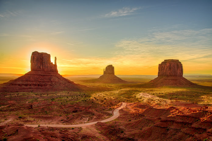 Monument Valley Sonnenaufgang im Monument Valley