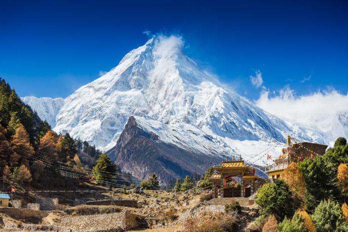 Mount Manaslu Mount Manaslu an einem klaren Tag
