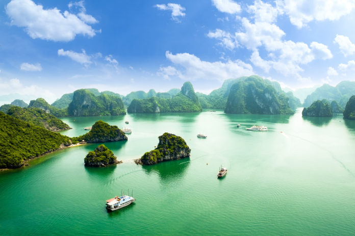 Halong Bucht von oben
