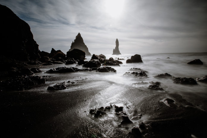reynisfjara vik Reynisfjara Strand Langzeitbelichtung